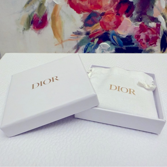 Dior Beauty Gua Sha face massaging tool - Picture 5 of 5